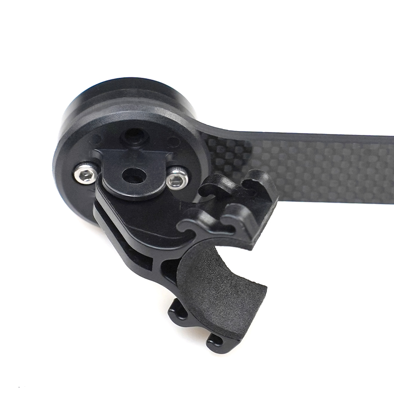 Předsazený držák iGPSport M82S Aero Carbon